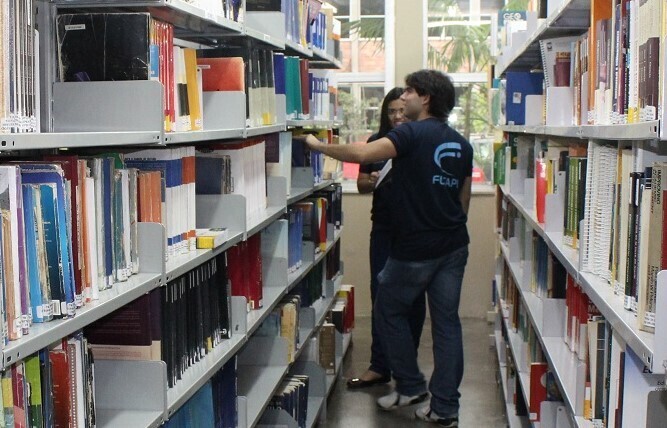 usuario_de_biblioteca___copia_1_980_2500